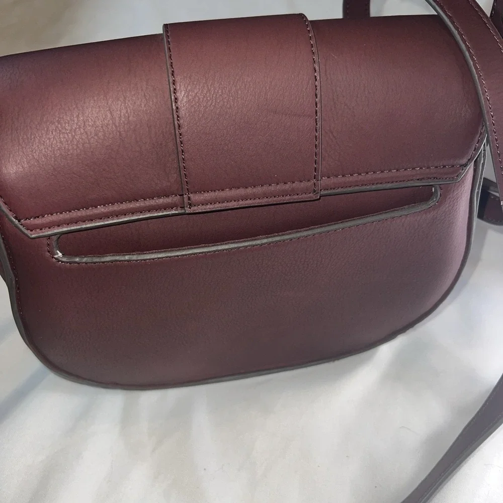 Burgundy Mauve Brass HW Vegan Hobo Crossbody Purse 10x9x3 Disneybound, Hippyboho